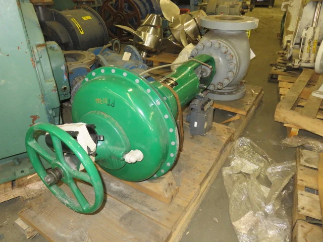 Fisher ET Steam Control Valve size 10x8 Unused Condition