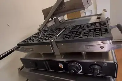 Commercial S.S Waffle Baker