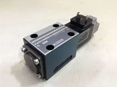 USED BOSCH 0 810 090 103