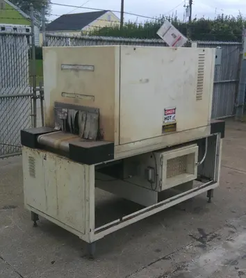SPC9277  Shrink Tunnel Evolution Machinery electric shrink tunnel 18" wide x 8.25" tall work opening