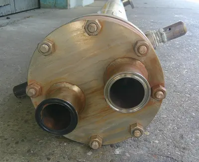 SPC9362  Heat Exchanger 35 sq.ft. Statco shell and tube heat exchanger, 150 psi shell, 150 psi internal, Stainless Steel