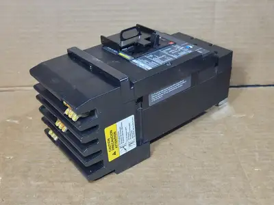 NEW SQUARE D JLA36200