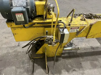 144" WIDE HYDRAULIC CLAMPING FIT-UP TACKING PRESS, FOR WELDING I-BEAMS: STOCK #19478