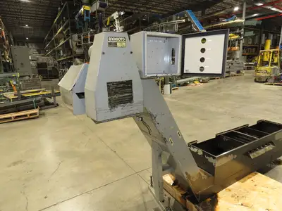 Enomoto Hinge Belt CNC Chip Conveyor 16"x 62" Infeed 43" Discharge 220V 3PH