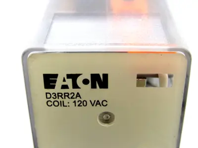 NEW LOT OF 2 EATON D3RR2A OCTAL RELAY 120VAC