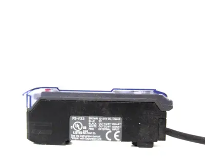 NEW KEYENCE FS-V33 AMPLIFIER FSV33
