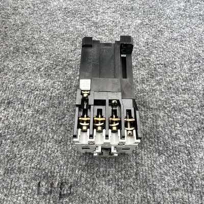 Used Allen-Bradley 100-A24NZ*3 PLC Contactors California US | Davliegogo LLC #1708157
