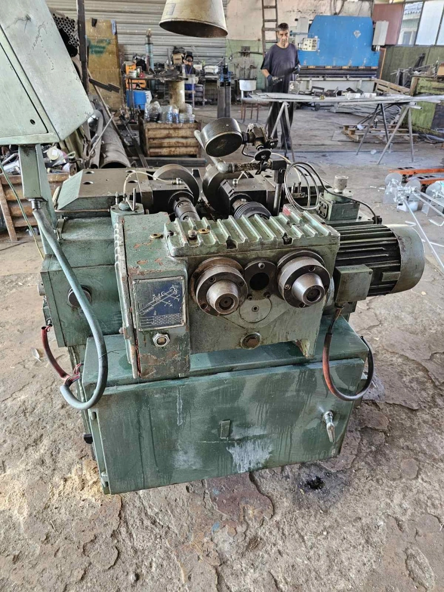 PRAGA Thread Rolls, in working condition, visible under power, SELLER SEEKS OFFERS