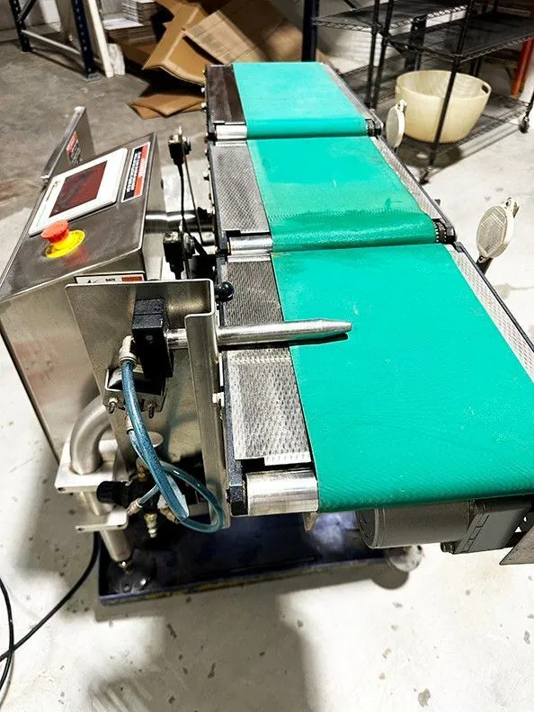 Used 2018 ALPHA EW-8 Checkweighers - Belt Minnesota US | Harvest Equipment and Fabrication Inc #1749501
