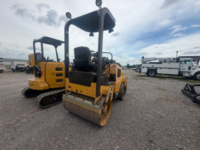 Used 2016 VOLVO DD25B Tandem Rollers Oklahoma US | OT Truck & Tractor Sales #1383878