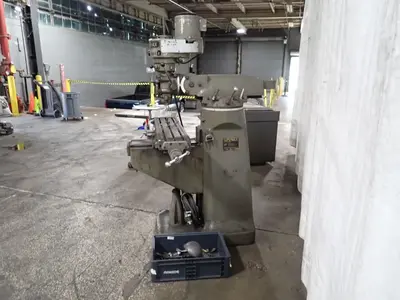 Used 1981 YEONG CHIN MACHINERY YCM Vertical Mills Ohio US | HGR 24 #1020201