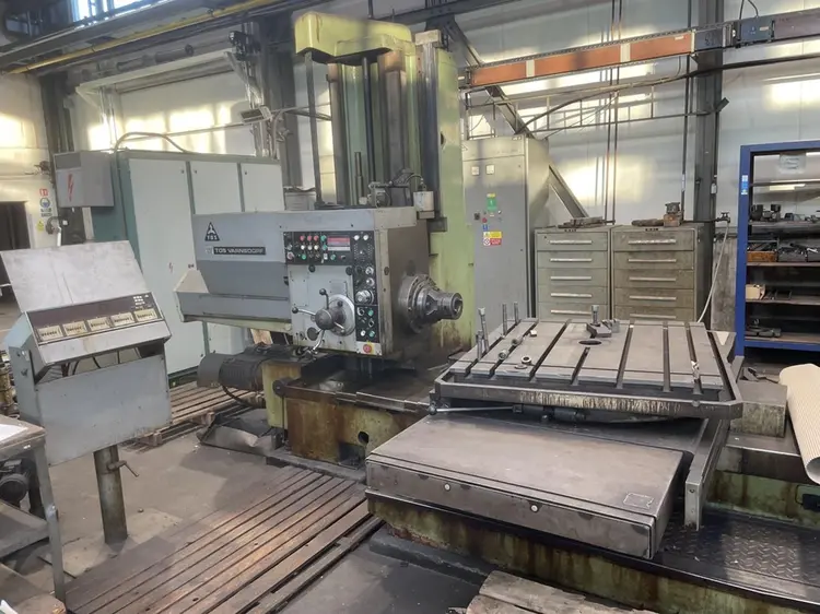 Used 1984 TOS WH 10 NC Horizontal Table Type Boring Mills CZ | Amaron s.r.o. #1061807