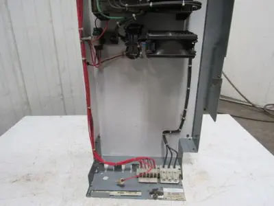 A-B Allen Bradley 1336F-BRF75-AN-EN 7.5HP AC Drive Assembly Bucket Disconnect