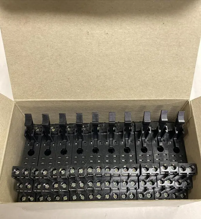 Used CUTLER-HAMMER D4PA2 Miscellaneous Equipment (Electrical & Power) | Surplus Asset Holdings #1194664