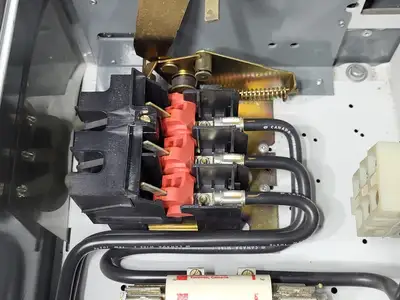100 Amp 600 volts Fused Disconnect Switch 8998