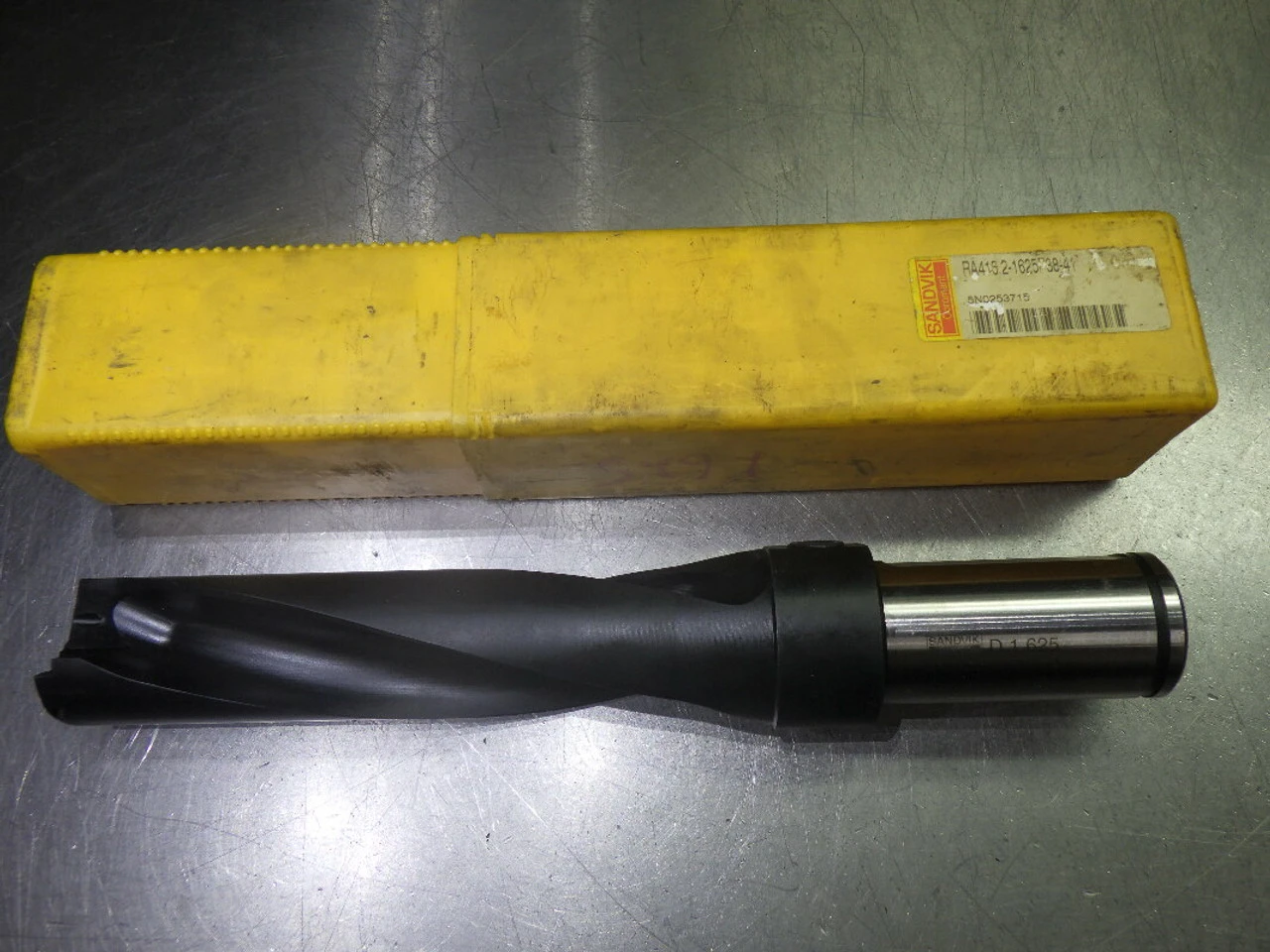Sandvik 1.625" Coolant Thru Drill 1.5" Shank RA416.2-1625P38-41 (LOC1347B)
