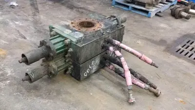 USED SHAFFER 7 1/16" 3M DOUBLE RAM BOP