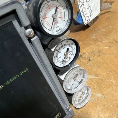 USED Fisher 1061