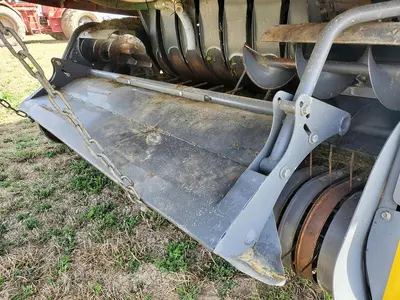 USED 2012 MASSEY FERGUSON 2170