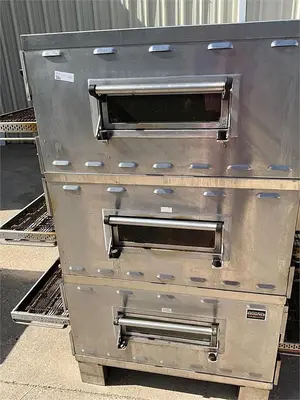 USED MIDDLEBY MARSHALL GAS TRIPLE DECK CONVEYOR OVENS PS536GS