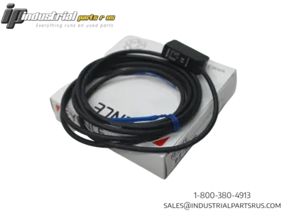 NEW KEYENCE PZ-M11P