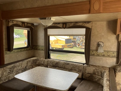 USED 2008 JAYCO 62 M32BHDS