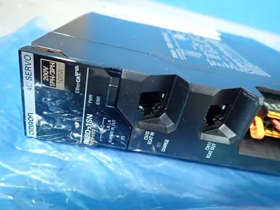 NEW OMRON R88D1SN01HECT