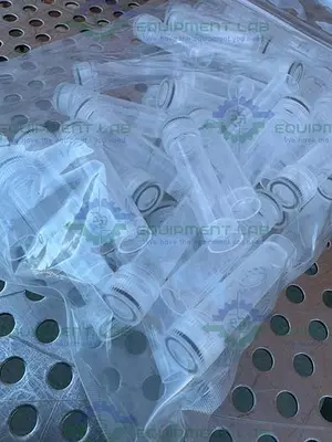 NEW 450 PACK - VWR 16466-058 MICRO CENTRIFUGE TUBE WITH FLAT SCREW-CAP