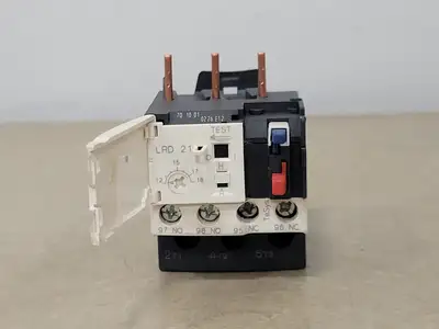 Used SCHNEIDER ELECTRIC LRD 21 Misc Electrical & Power Parts British Columbia CA | Lenmark #247683
