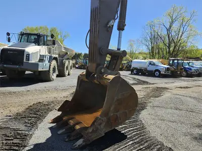 Used 2022 VOLVO ECR355EL Crawler Excavators | Abele Tractor #1342881