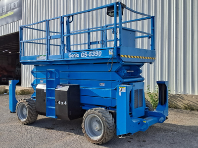 Used 2016 Genie GS-5390 RT Scissor Lifters Texas US | Stack Equipment #925033