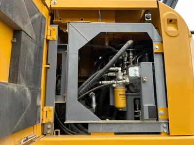 USED 2019 DEERE 345G