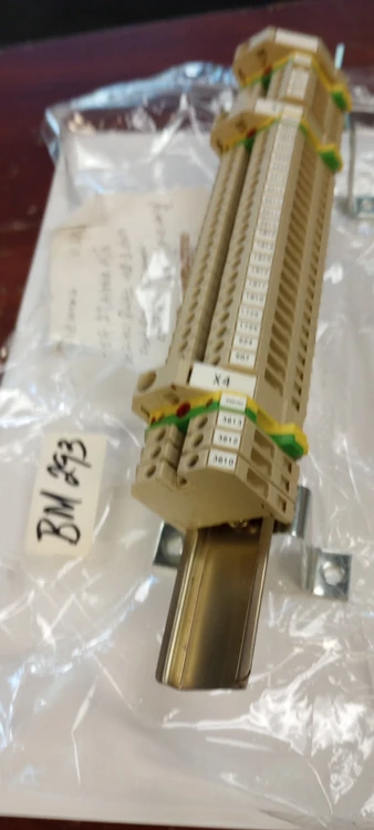 Used Siemens 8WA1-011-1DG11 Circuit Breakers Arizona US | ASSET CONVERSION SPECIALISTS, INC. #1321711