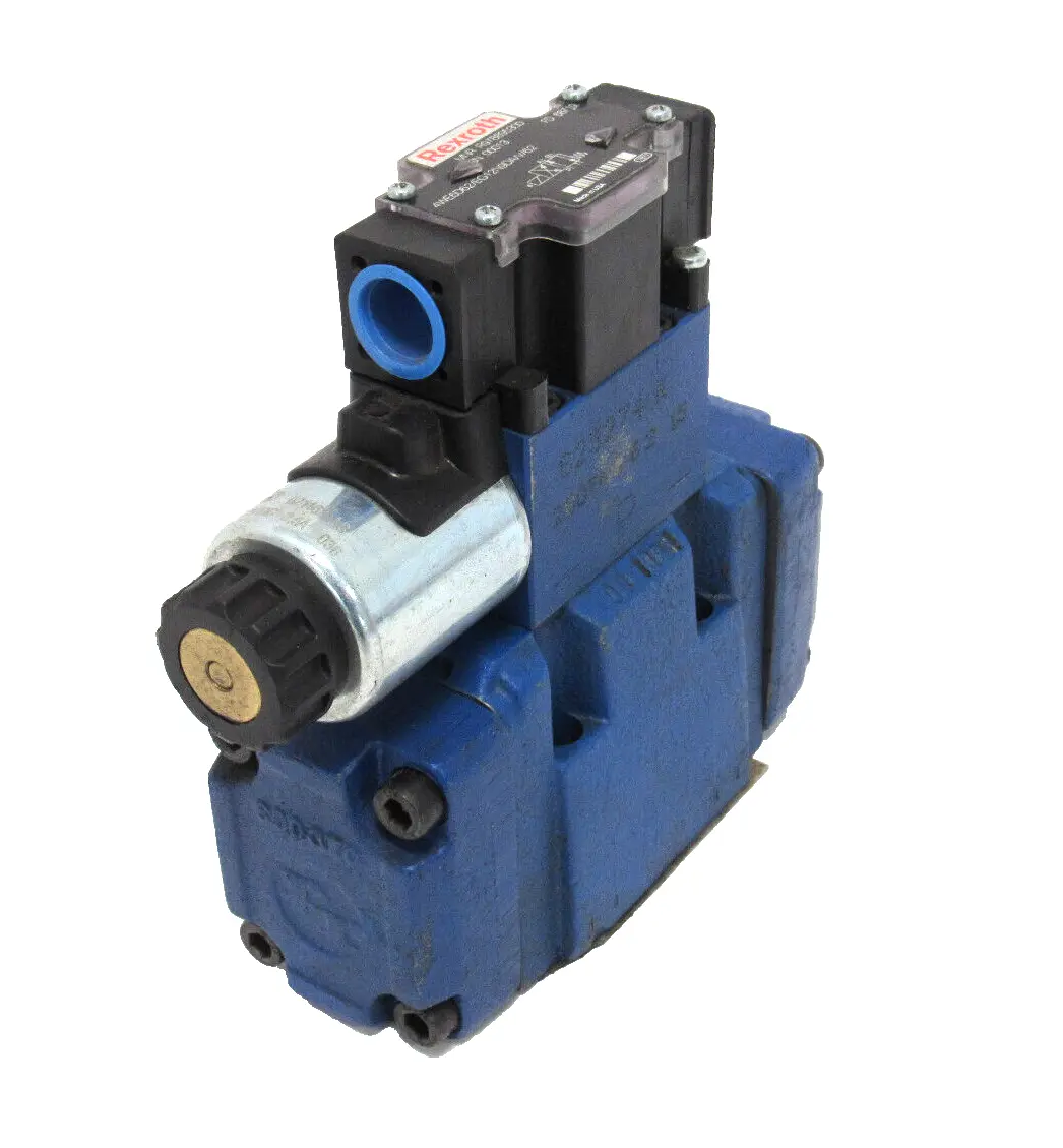 NEW REXROTH R978899192 CONTROL VALVE R978895300 4WEH10D44/6EG12N9DA/V