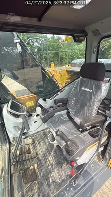 Used 2025 HYUNDAI HX220AL Crawler Excavators Texas US | National Equipment Dealers #1422268