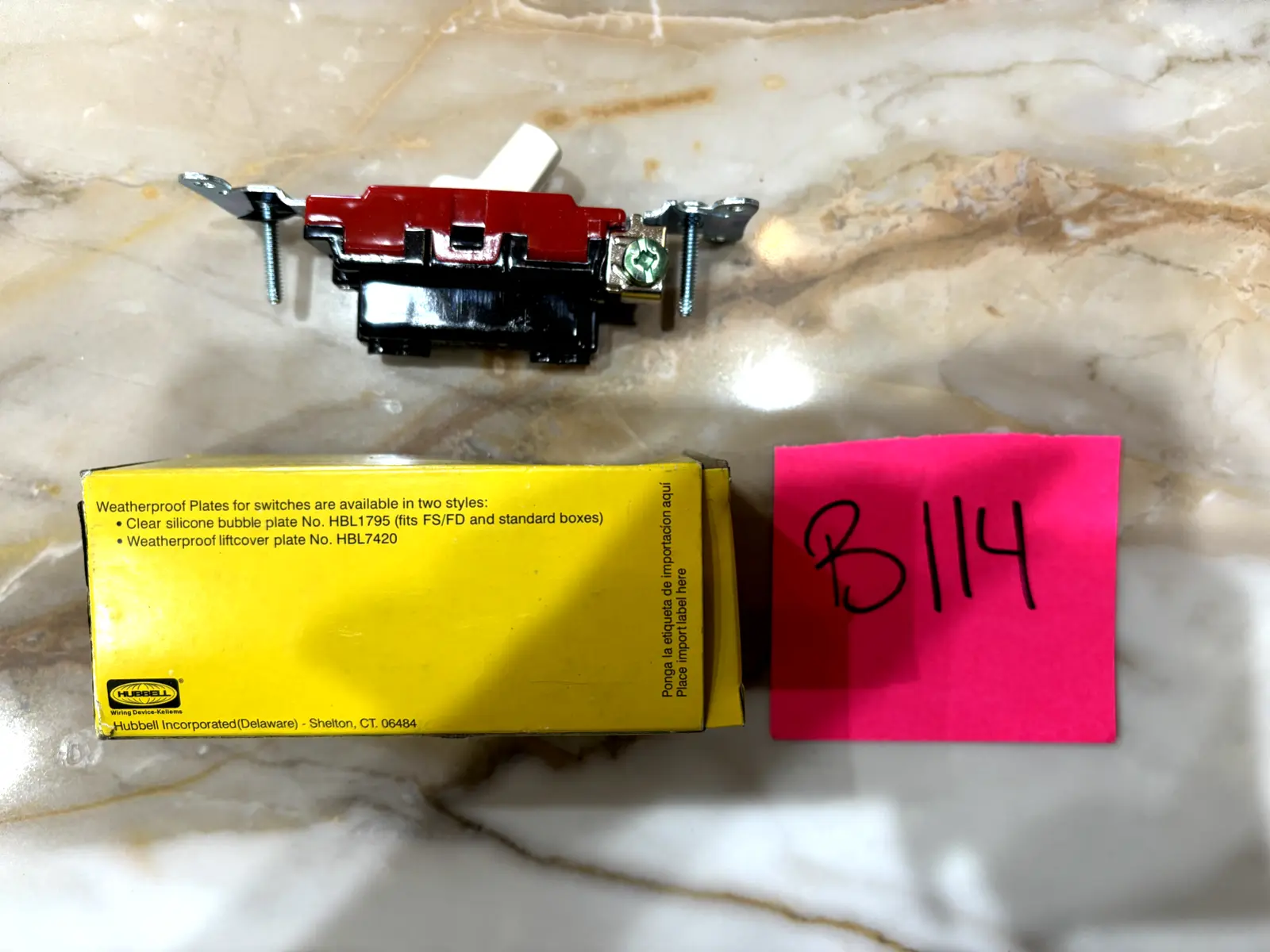 NEW Hubbell 1221LA TOGGLE SWITCH
