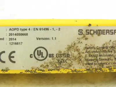 Schmersal SLC440-ER-0330-14-01 330mm Light Curtain Transmitter & Receiver Set