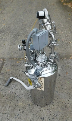 USED ALLOY PRODUCTS TANK 8 GALLON