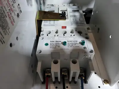 Used EATON HFD3015 Switchgears British Columbia CA | Lenmark #240412
