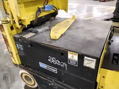 USED 2019 HYSTER E120XN