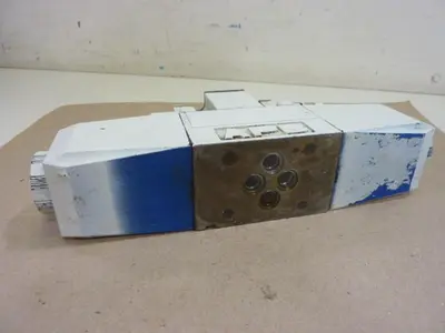 USED VICKERS DG4V32CMP7H750