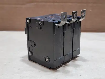 Used WESTINGHOUSE BAB3015H Switchgears British Columbia CA | Lenmark #835465