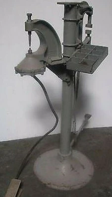 Vintage Air Operated Riveter Model A-3 Rivet Machine Press Punch Antique Nice
