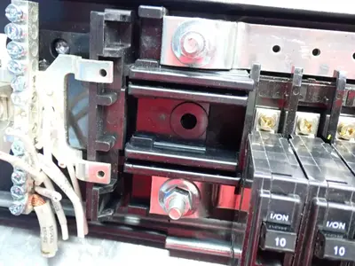 Used SQUARE D NQM810M1CSB8 Electrical Panels Ohio US | HGR 24 #884238