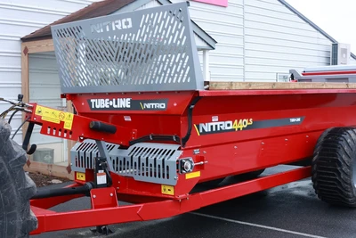 New | in-Stock 2026 TUBELINE NITRO 440LS Manure Spreaders Pennsylvania US | Zimmerman Farm Service #1410435