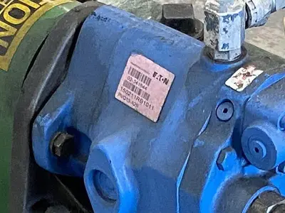 USED EATON VICKERS PVQ13-A2R
