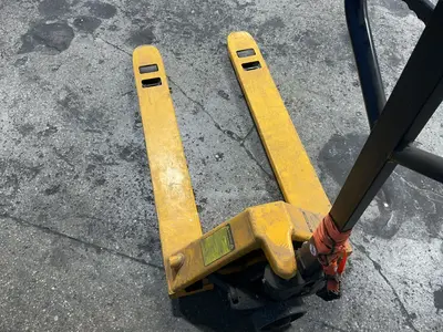 Used 2001 ULINE H1043 Pallet Jacks Ohio US | HGR 24 #1279327