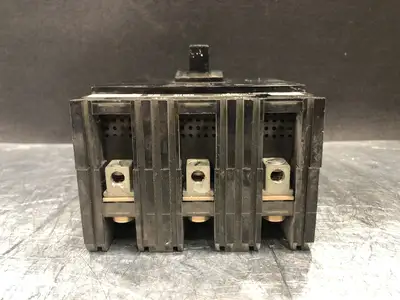 USED SQUARE D LB-782