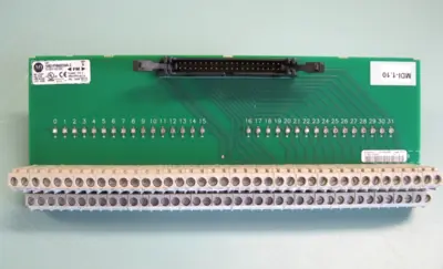 USED Allen-Bradley 1492-IFM40D24A-2