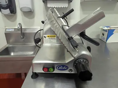 Used GLOBE FOOD EQUIPMENT CO G10 Slicers / Dicers / Cutters British Columbia CA | Steep Hill Equipment Solutions #1329416